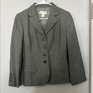 Petite Sophisticate Gray Blazer with Notched Lapels
